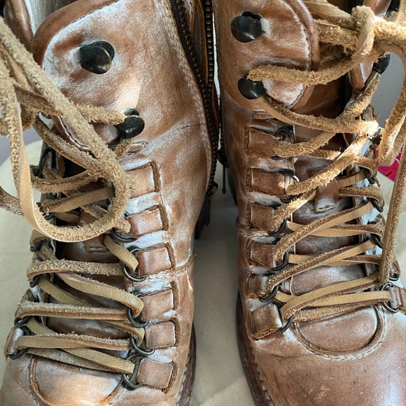 Freebird Devin Boots - Picture 5 of 6